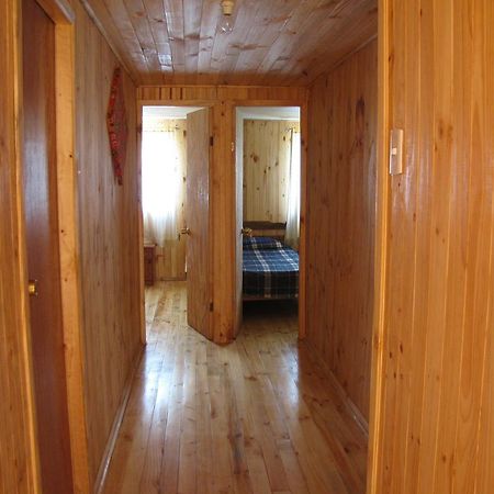 Hostal Austral Ancud Exterior photo